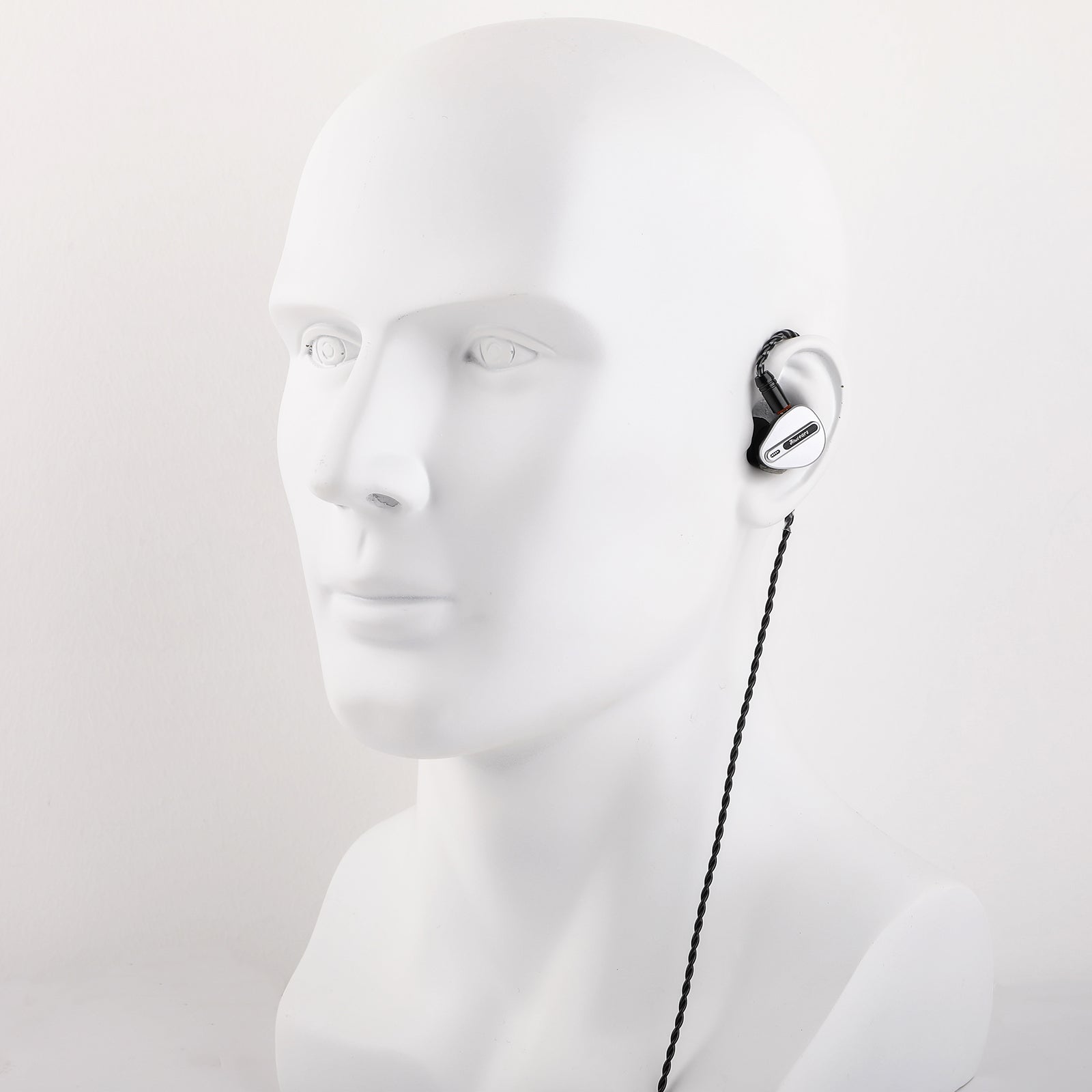 Kiwi Ears Airoso | Precision Crossover 1DD + 4BA Hybrid Drivers