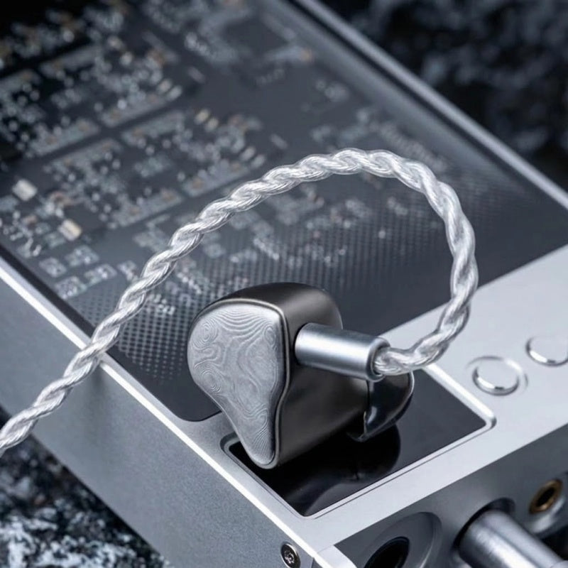 Yanyin Baker | 8 Driver Hybrid for Superior Clarity and Sound