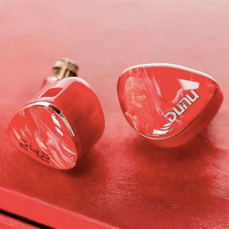 DUNU DN242 | Fire Horse Year Limited Edition & Standard – 8-Driver